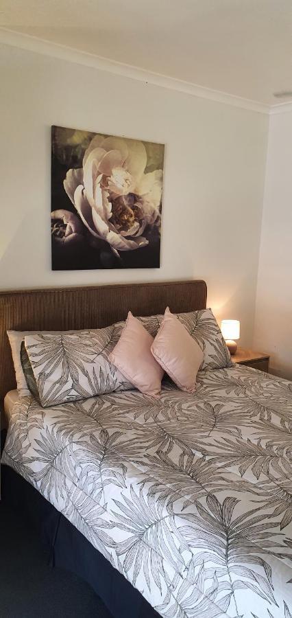 Bargara Motor Inn - Pet Friendly Extérieur photo